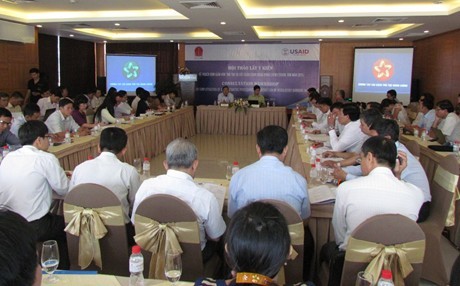 Năm 2015 tập trung đơn giản hóa 18 nhóm thủ tục hành chính - ảnh 1